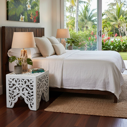 Carved Bedside Table "Ratu" - White