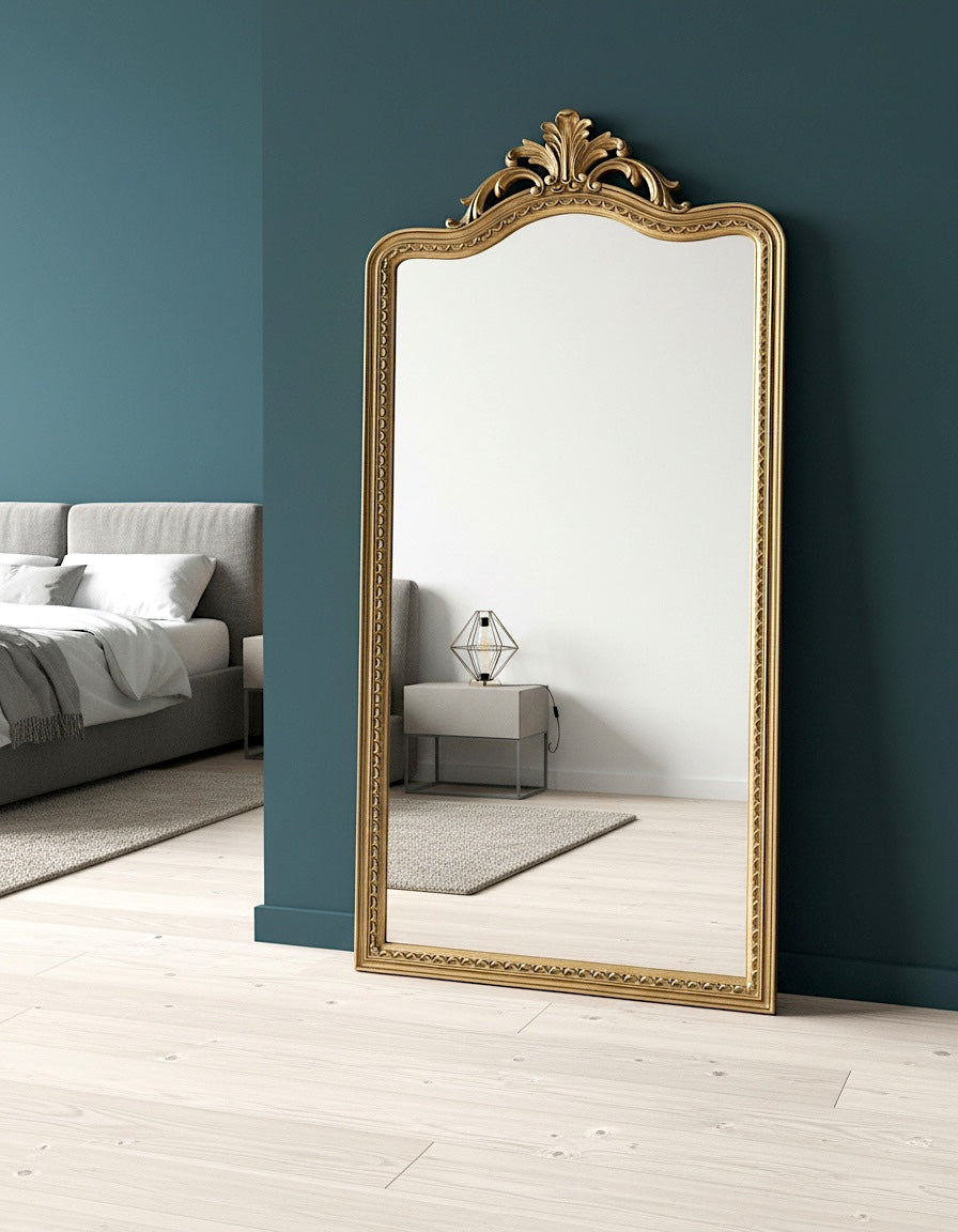 Hand Carved Mirror "Suksema" in Brass Antique Gold - 200 cm